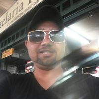 Helton Charles  Lopes de Almeida