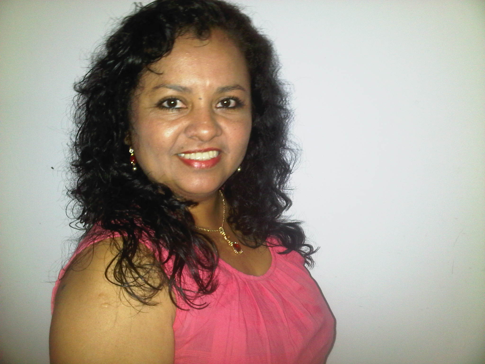 María Elena Briones Saltos