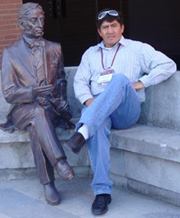 Sandro  Ullaguari Flores