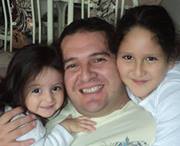 Antonio  Flores