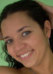 Taís  Cotias Oliveira