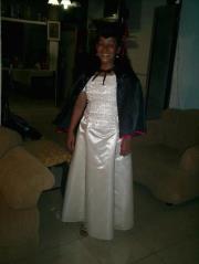 Alicia  Aguirre Anchuncia