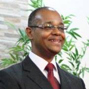 José Roberto  Lopes Leão