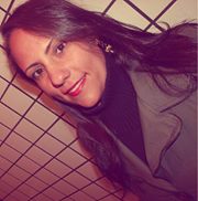 Elisângela Faria Moreira