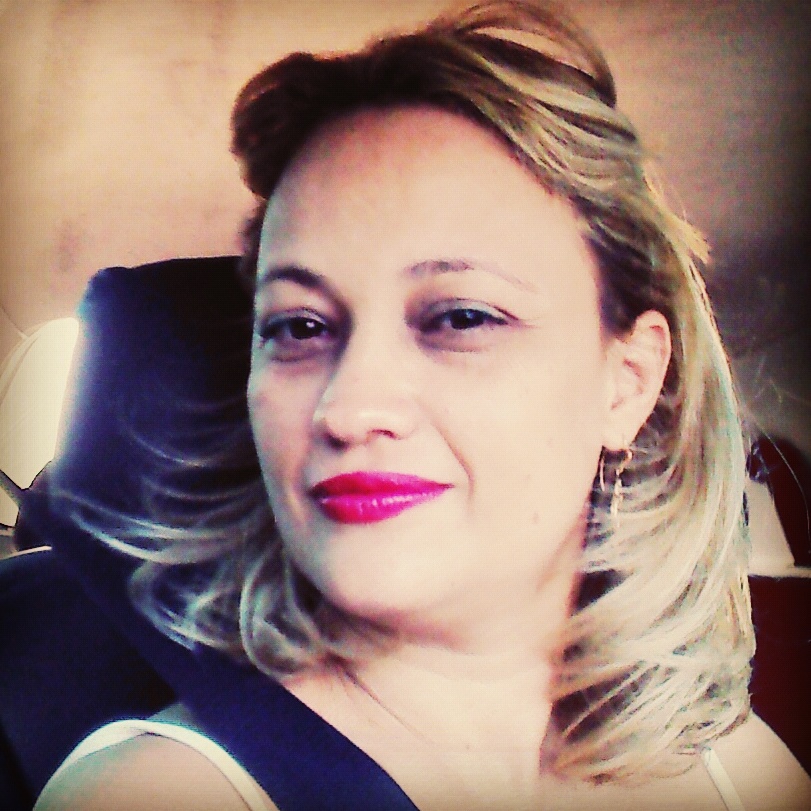 Ana Carlos  Araujo