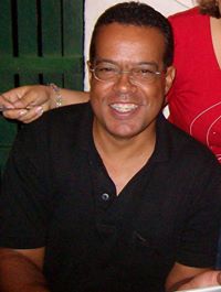 Elvis  Simeão