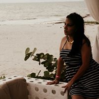 Elena  Caicedo