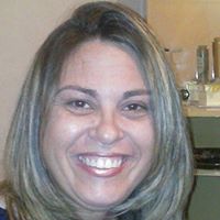 Luciana  Moreira da Silva Dias  