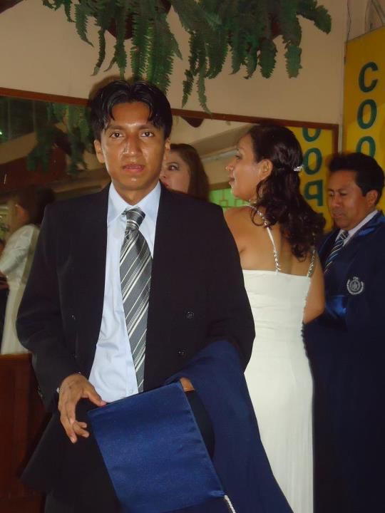 HILTON ADALBERTO PLUA VILLON