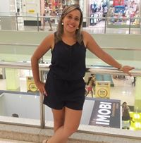 Mari  Araujo