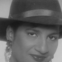 Elizabeth Santos  Santos