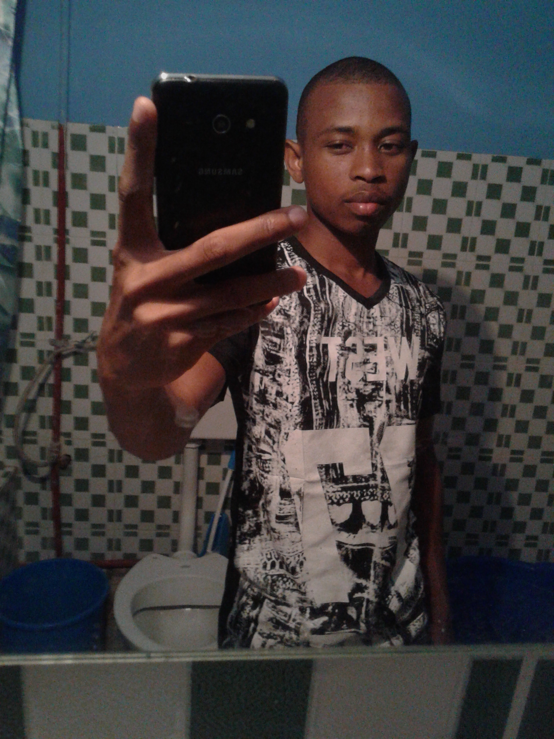 LINO  MOMADE